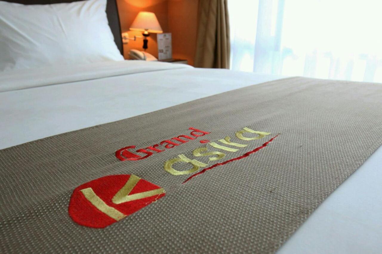 Hotel Grand Kasira Jakarta Exterior foto